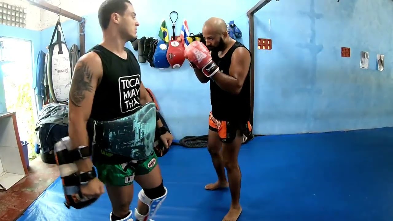 Puxando thai pads #muaythai