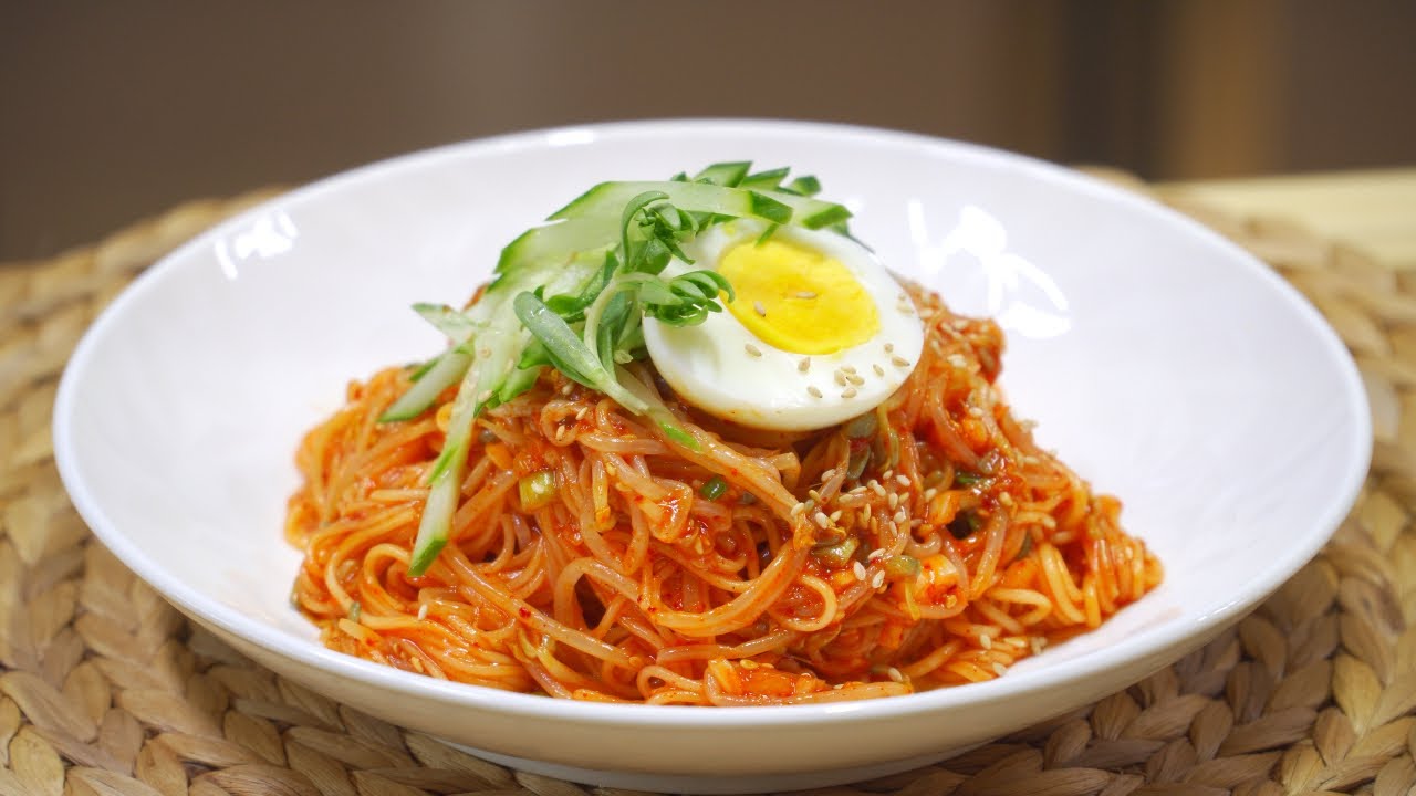 비빔국수에 이것이 들어가니 맛이 환상적이네요😢 왜 진작 몰랐을까요?