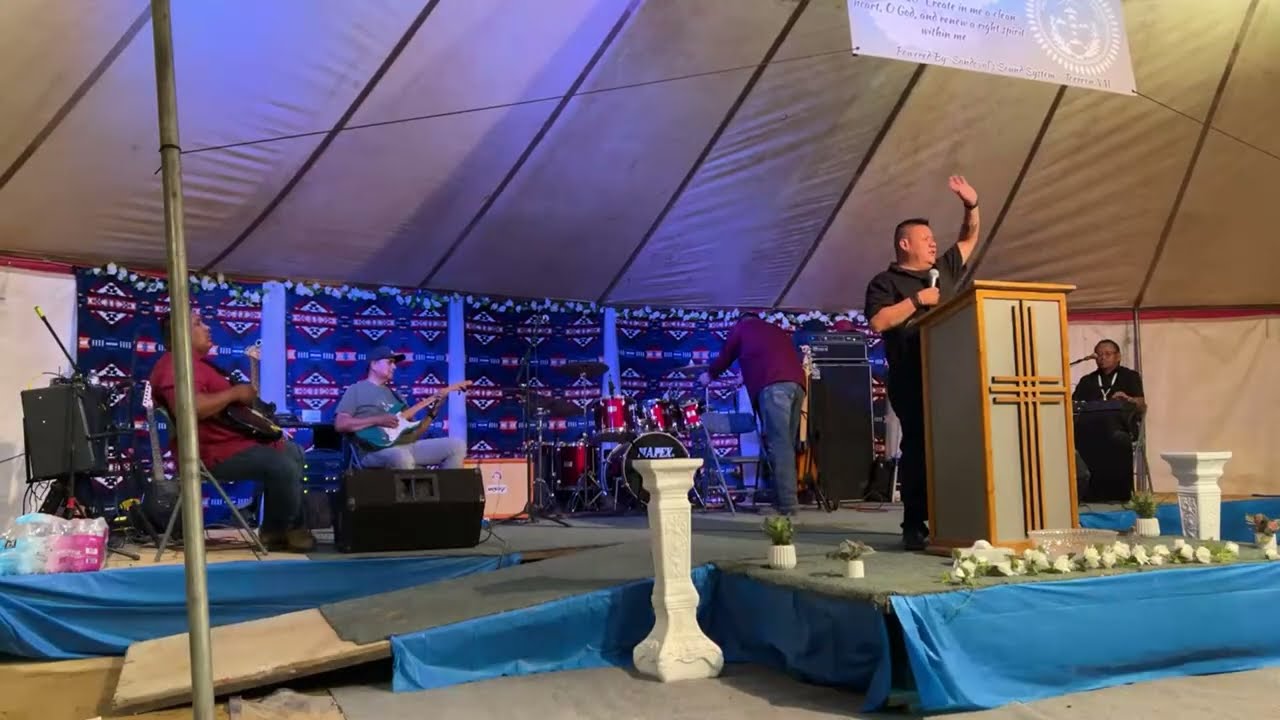Bishop Darrellson Begay preaching in Torreon, NM
