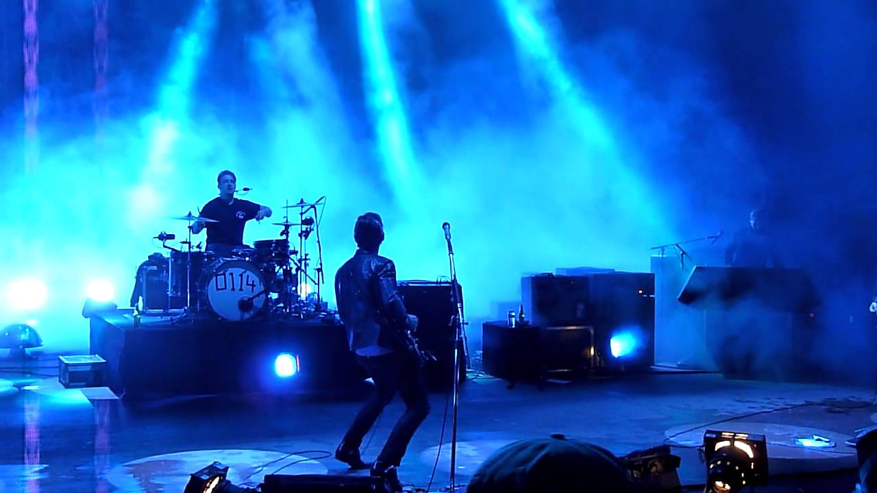 Arctic Monkeys - Knee Socks / My Propeller live @ Red Rocks, Colorado - September 4, 2014