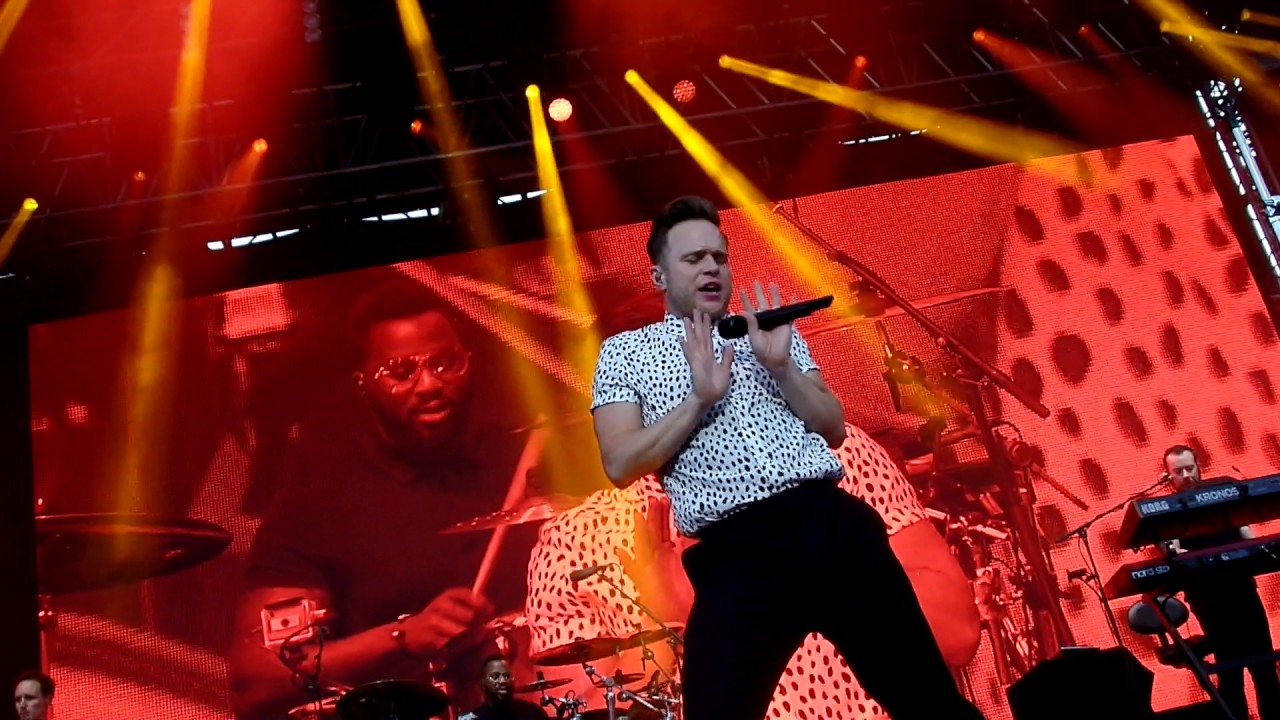 Stevie Knows /Superstition- Olly Murs Scarborough 9-7-17