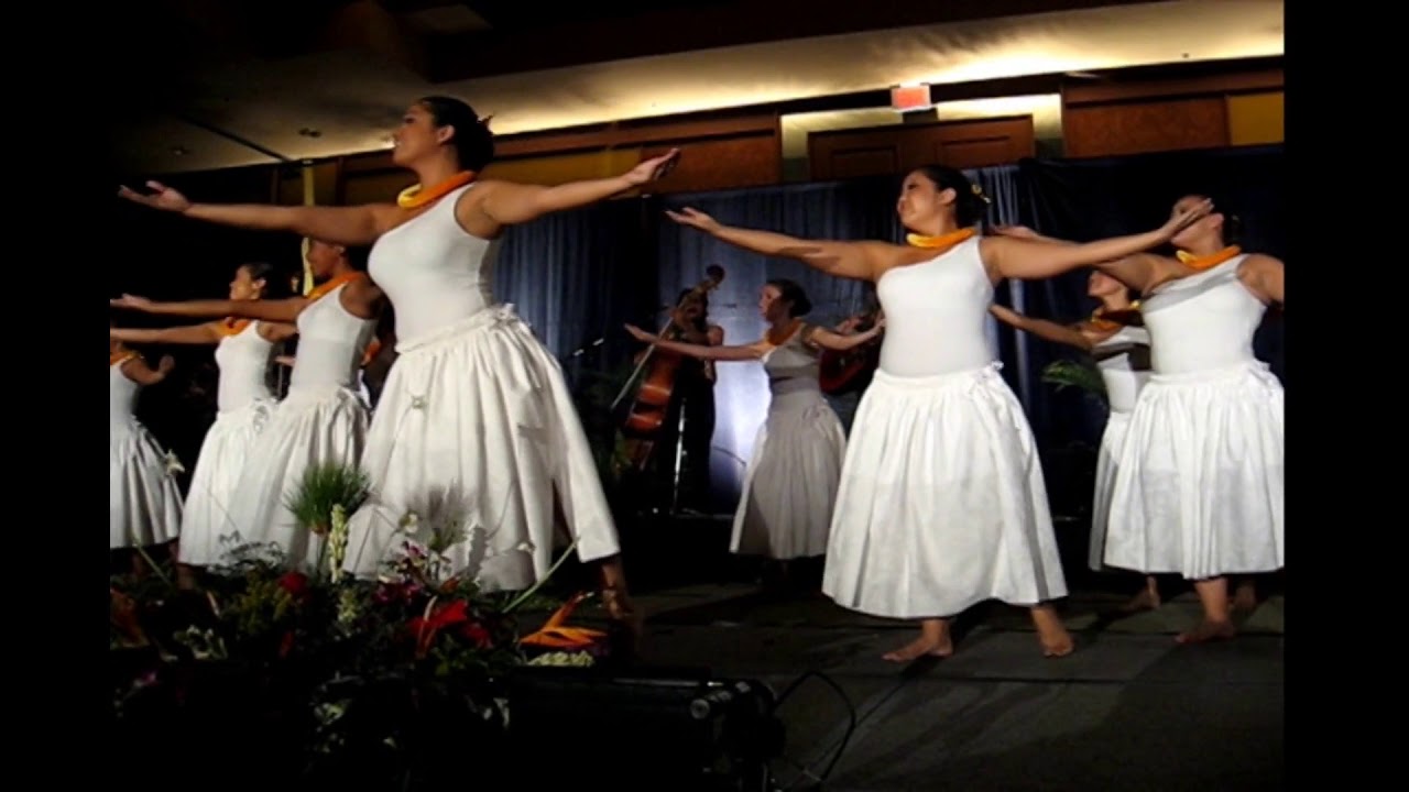 Ke Alaula - Hālau Hula Moaniʻaʻala Anuhea