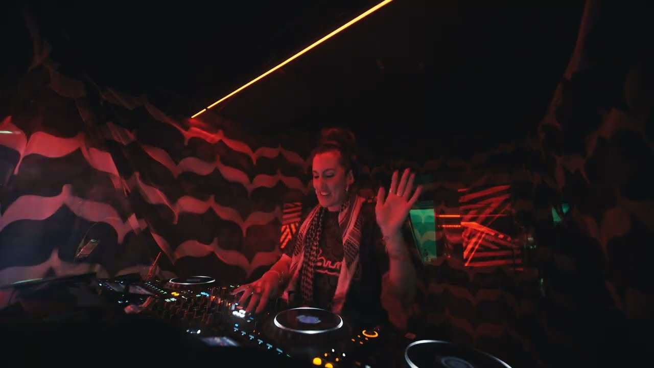 DEENS // A HUMAN MOVEMENT PARTY 001 // CIVIC UNDERGROUND EORA (SYDNEY)