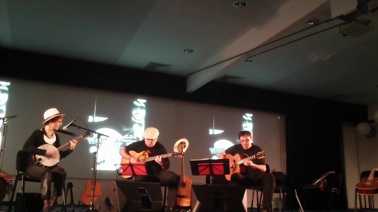 SWINGSHADOKS Stompin' at Decca Comines 230116