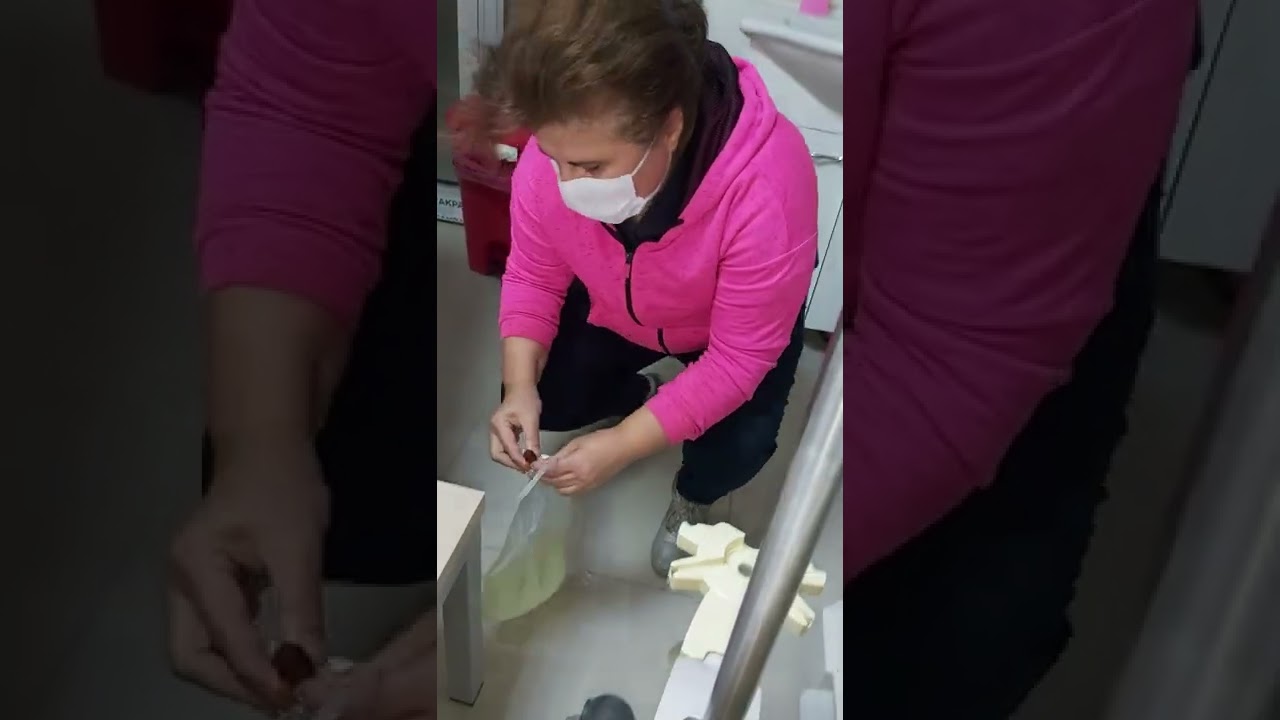 Manuel (Elde yapılan) periton diyalizi uygulamasının bağlantı aşaması