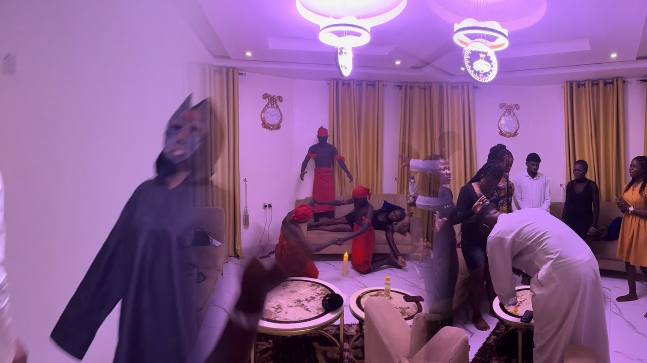 Семейное соглашение Маскарад, сдерживающий прогресс всей семьи апостола, сказочное чудо