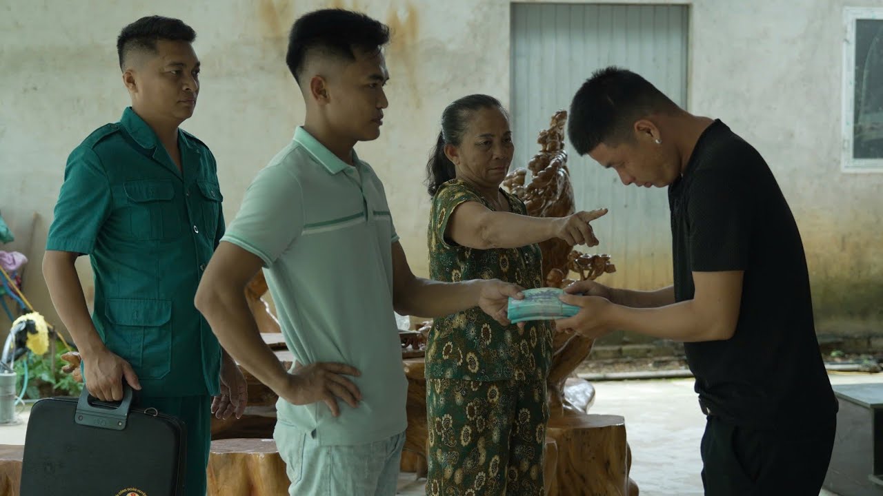 Hung's mother was shocked to learn the truth and demanded her money back from her rebellious son.