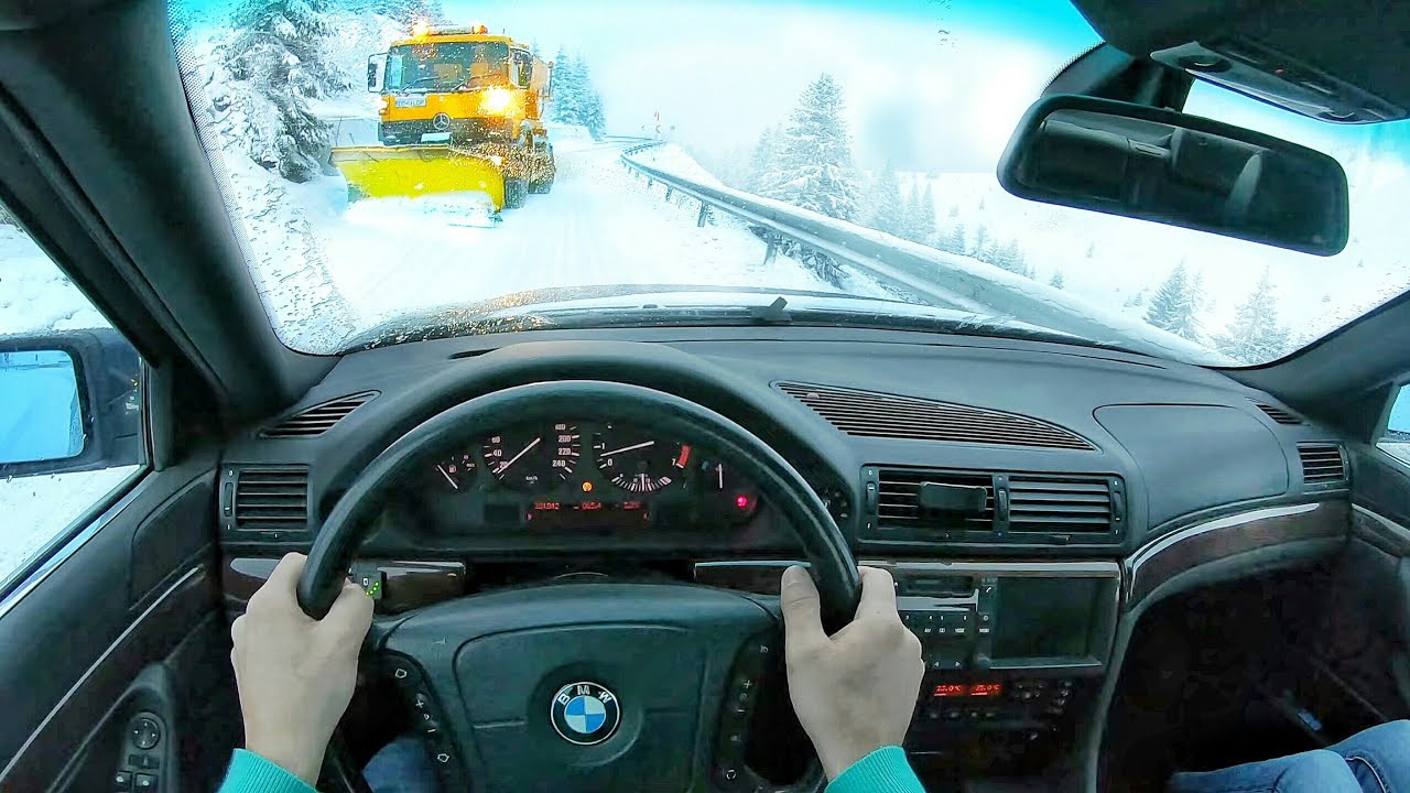 Pov Drive BMW 740i E38 V8 Snow Drifting
