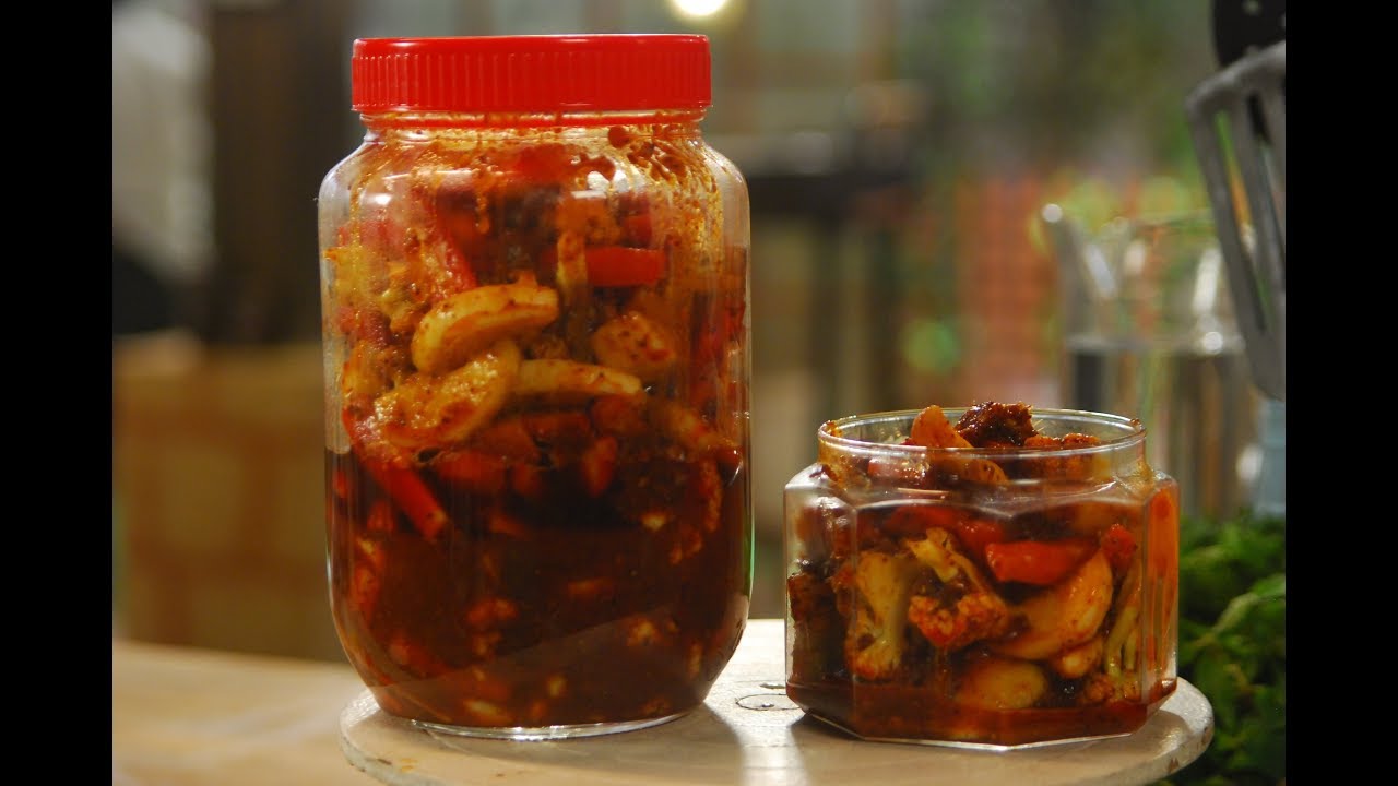 Gajar, Gobhi Aur Shalgam Ka Achar | गाजर गोभी शलगम का अचार | Mix Pickle | Sanjeev Kapoor Khazana
