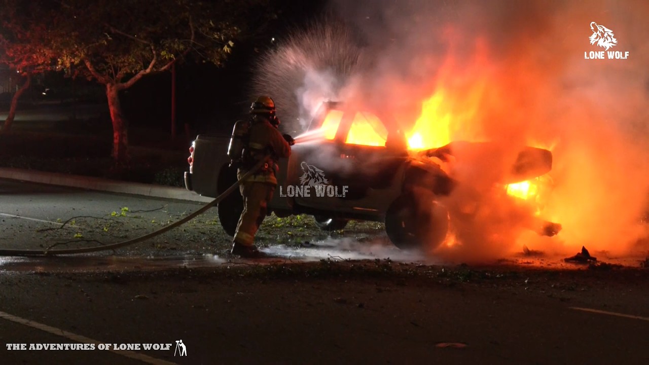 RIVERSIDE | Man Narrowly Escapes Major Injury When Truck Bursts Into Flames After Hitting Tree