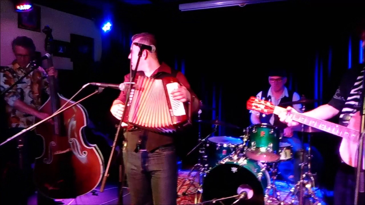 The Blue Clay (Kerkzicht Roosendaal)