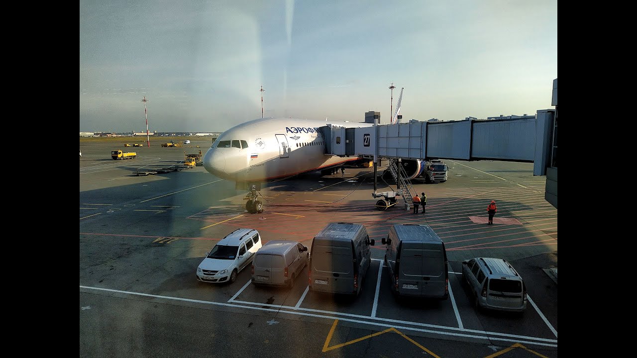 Aeroflot - Moscow to London. COVID Travel - Almost empty Boeing 777-300ER
