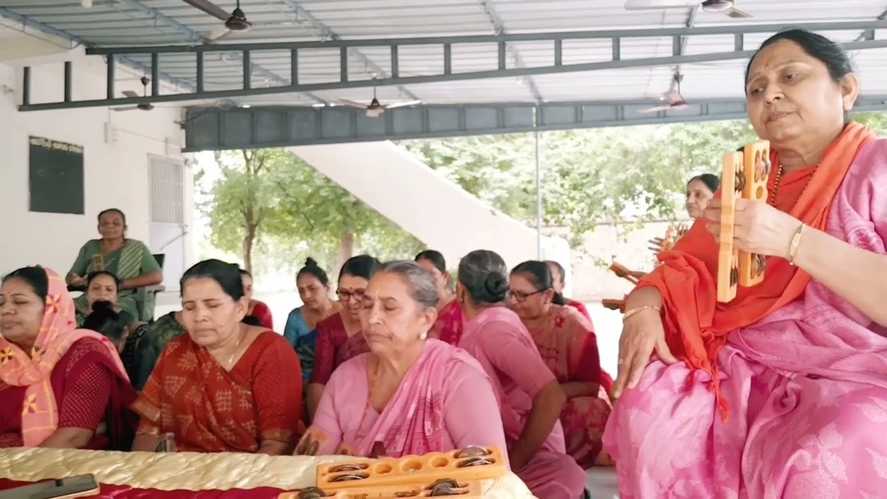 💐પડવે પોતાને જાણીયે રે, બીજે પડતી મેલો ને પંચાત મારા વાલા, લાઈક કરો શેર કરો સબ્સ્ક્રાઇબ કરો 