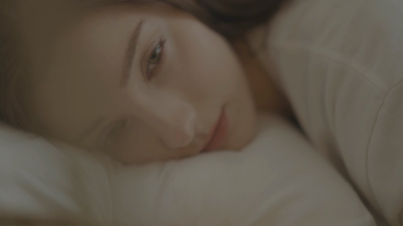 Recia - Don't Keep Me Waiting(feat. Clasick)[Official Video]