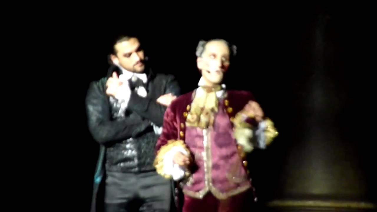Mozart l'Opéra Rock à Lyon (10.04.11 14h) Scène culte de Rosenberg et Salieri