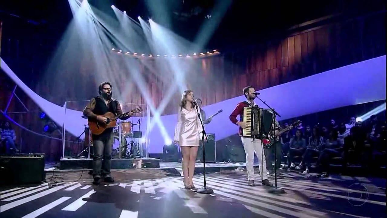 Marcelo Jeneci e Laura Lavieri - Gatinha Manhosa (Erasmo Carlos)