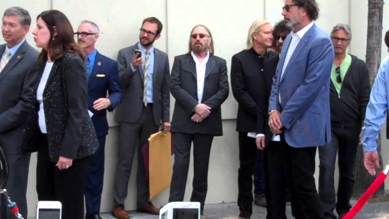 ELO’s Jeff Lynne gets star on Hollywood Walk of Fame Part 1 of 3