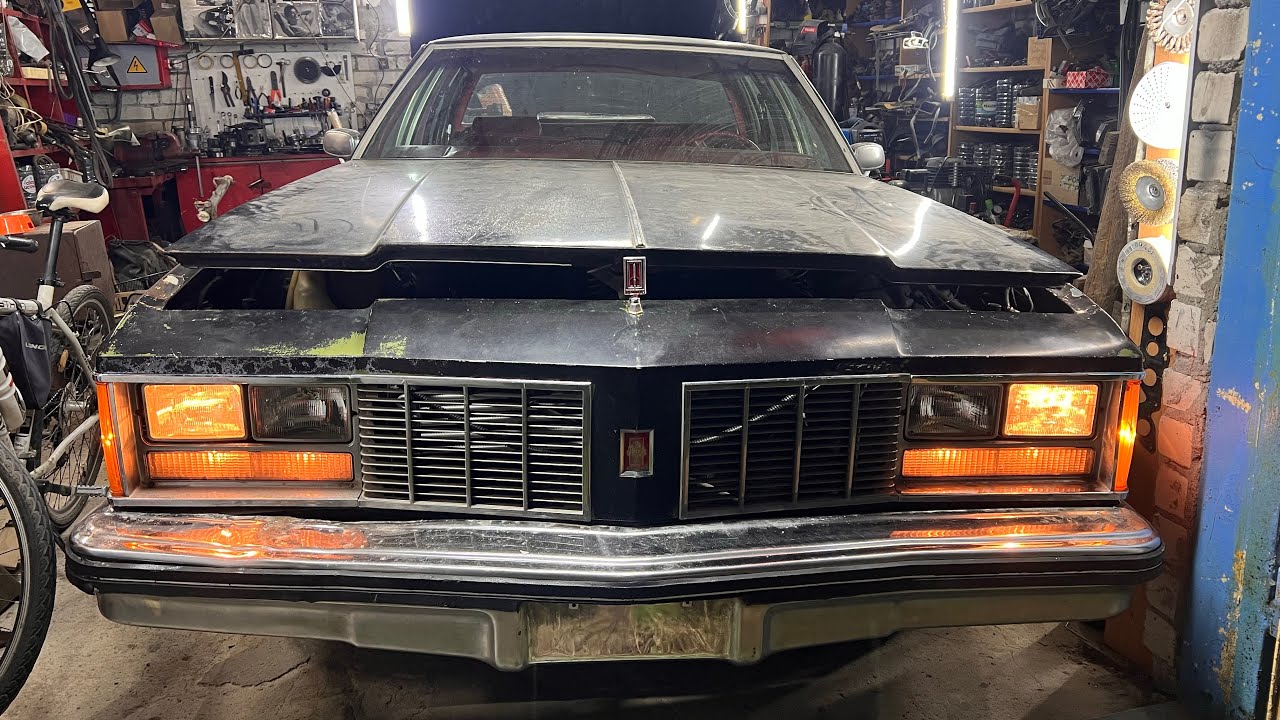 Передняя оптика. Oldsmobile 98.
