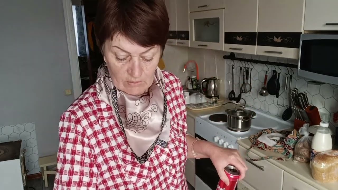 Деревенская жизнь на пенсии/Ничего не радует/