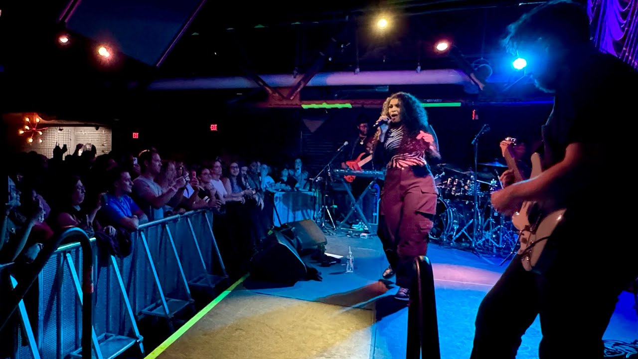@JordinSparks - Battlefield (No Restrictions Live & Intimate Tour)