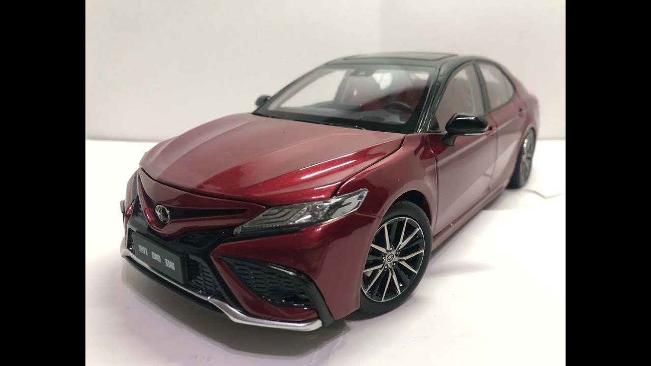 Diecast 1:18模型車Toyota Camry 2021 Unboxing