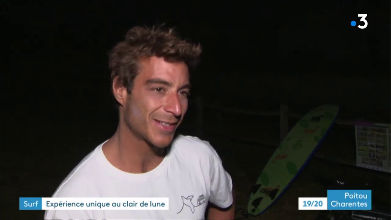 Royan : surf au clair de lune