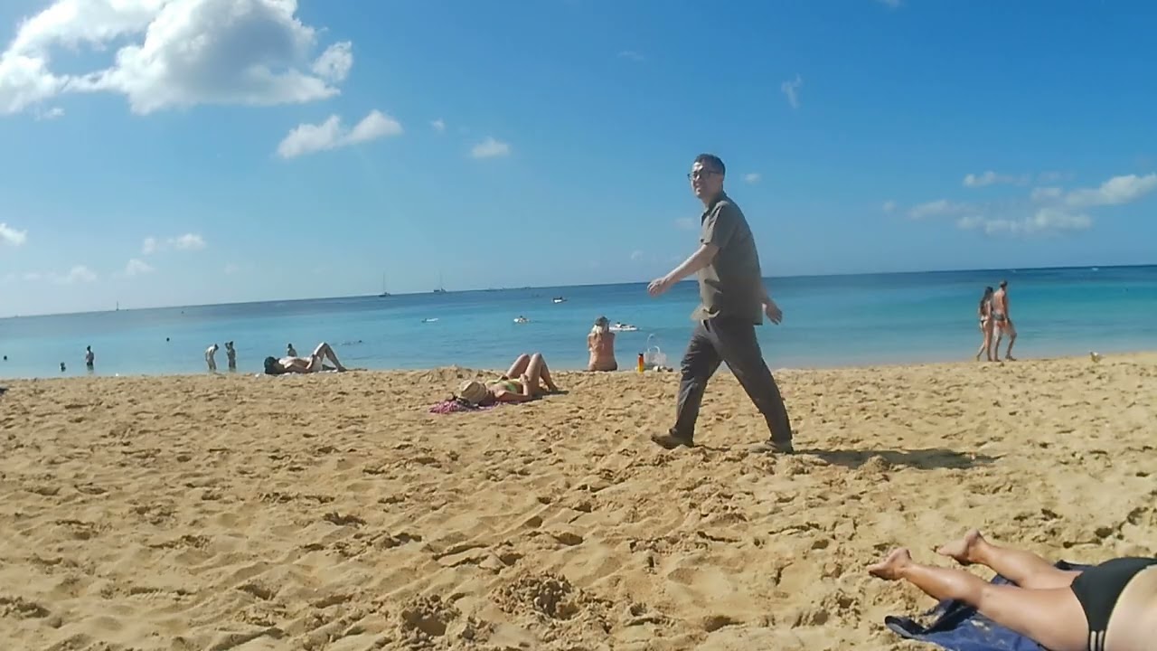 What should we do? I don't know. Maybe let's just go to the beach?