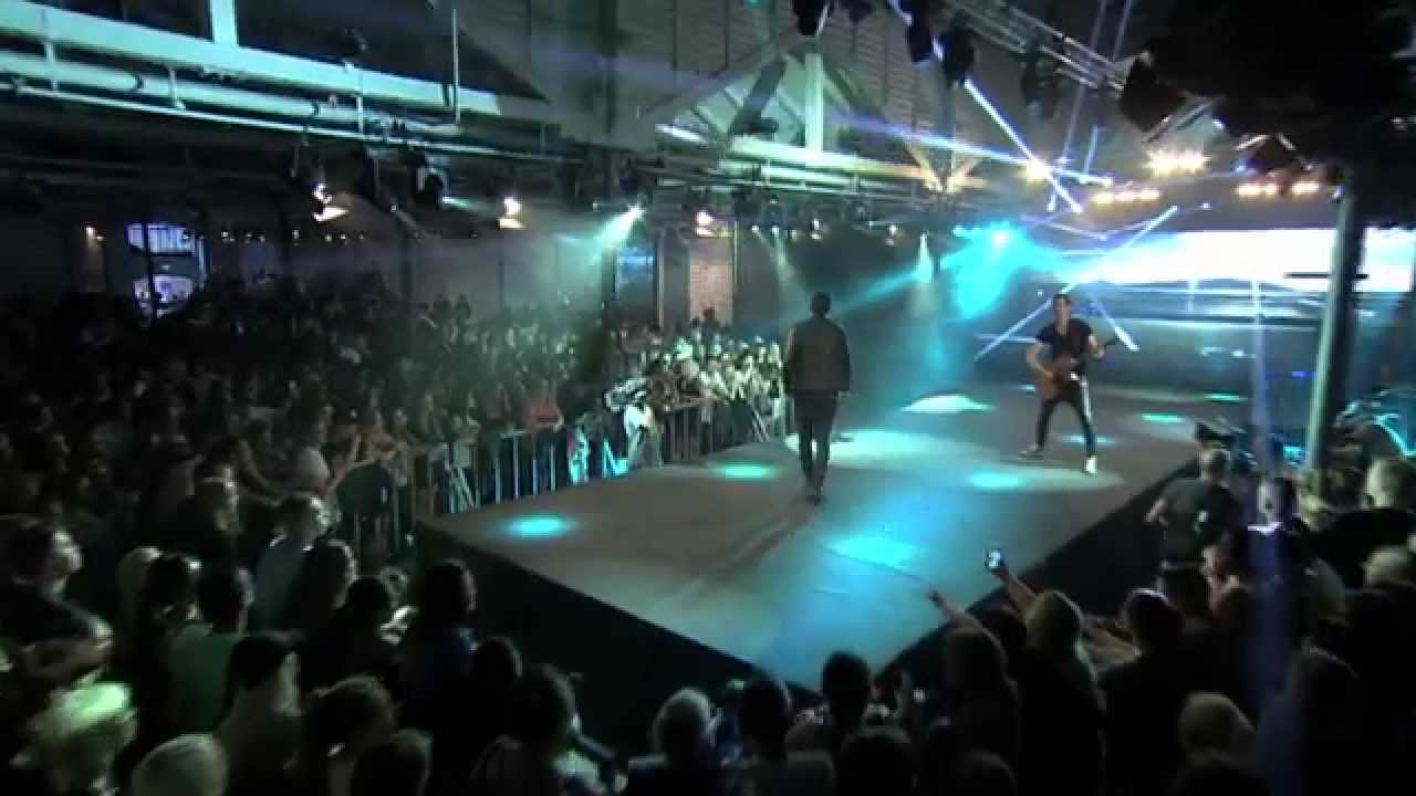 Muri - Mambo, Hun Tog Min Guitar & Cowboy(LIVE) Danish DeeJay Awards 2014