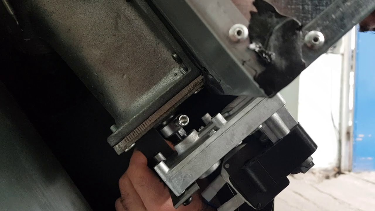 How to remove the auger of an Eco Spar pellet stove/Демонтиране шнека на пелетна камина Eco Spar