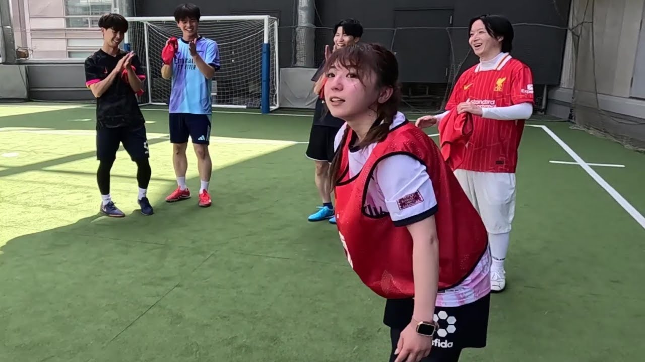 【渋谷 2025/5/5/12:00～ 】チームともだちの女性ワントップが頼もしすぎる！どこまでもついていきまっス！【個サル・フットサル実況】
