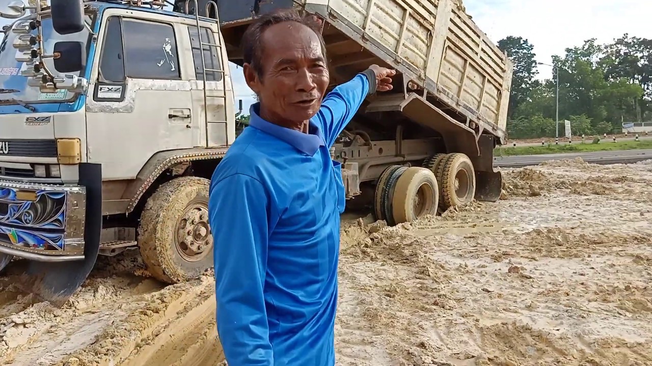 เจอทางหนึดๆ 240Hp เอาอยู่ Dump truck
