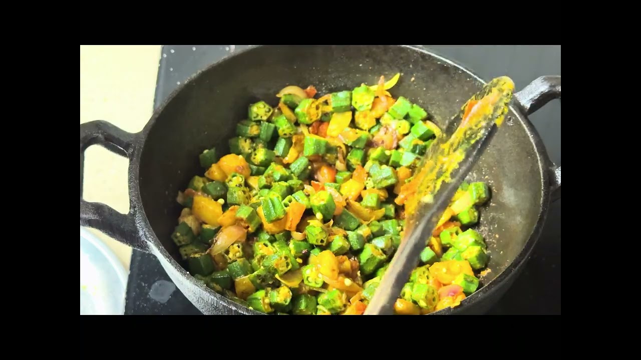 रंग-बिरंगी आलू भिंडी मसाला…Colorful Aloo Bhindi Delight🤗🤗