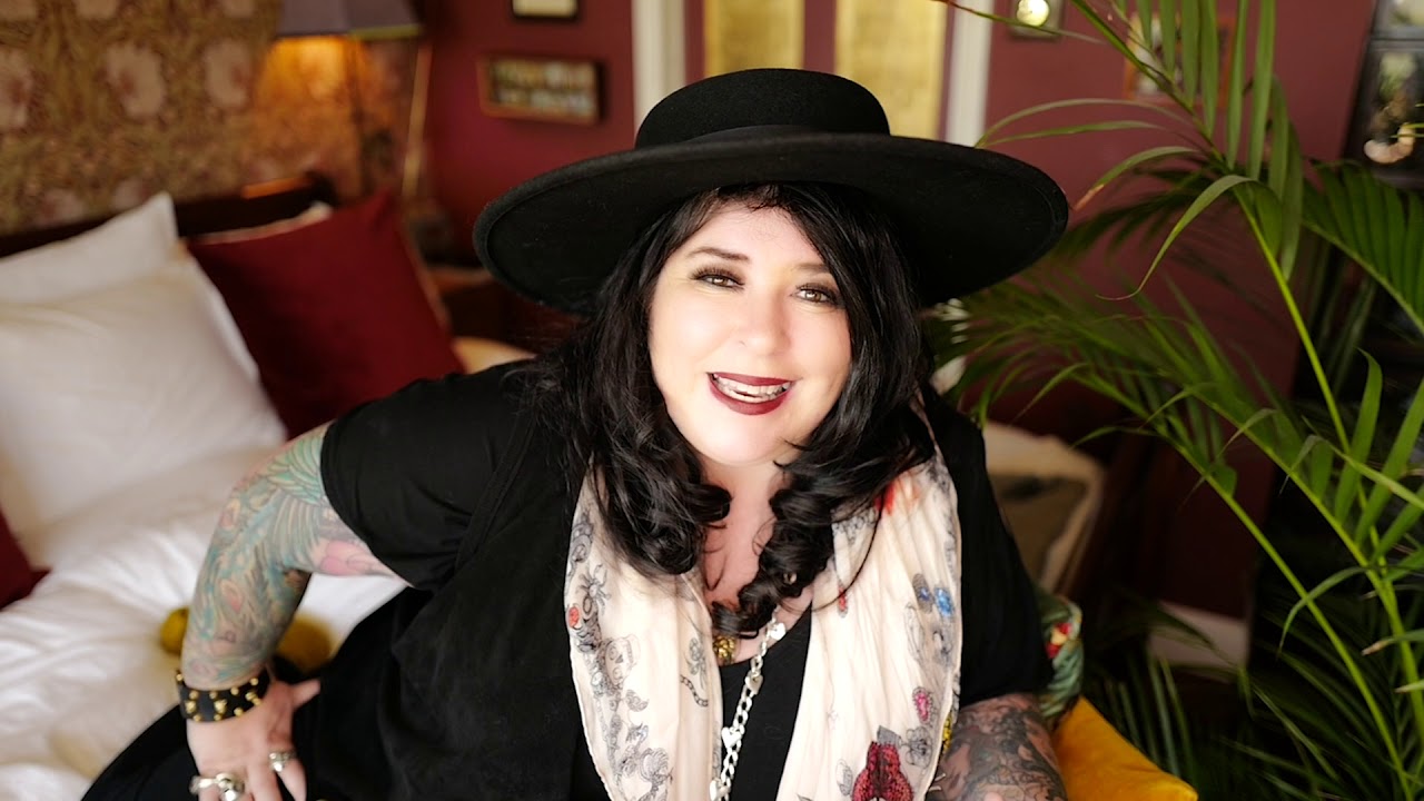 Aquarius Monthly Astrology Horoscope May 2019