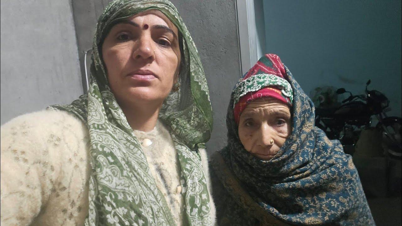 Subscriber के पूछने पर मां ने बताई अपनी बातें 🤔