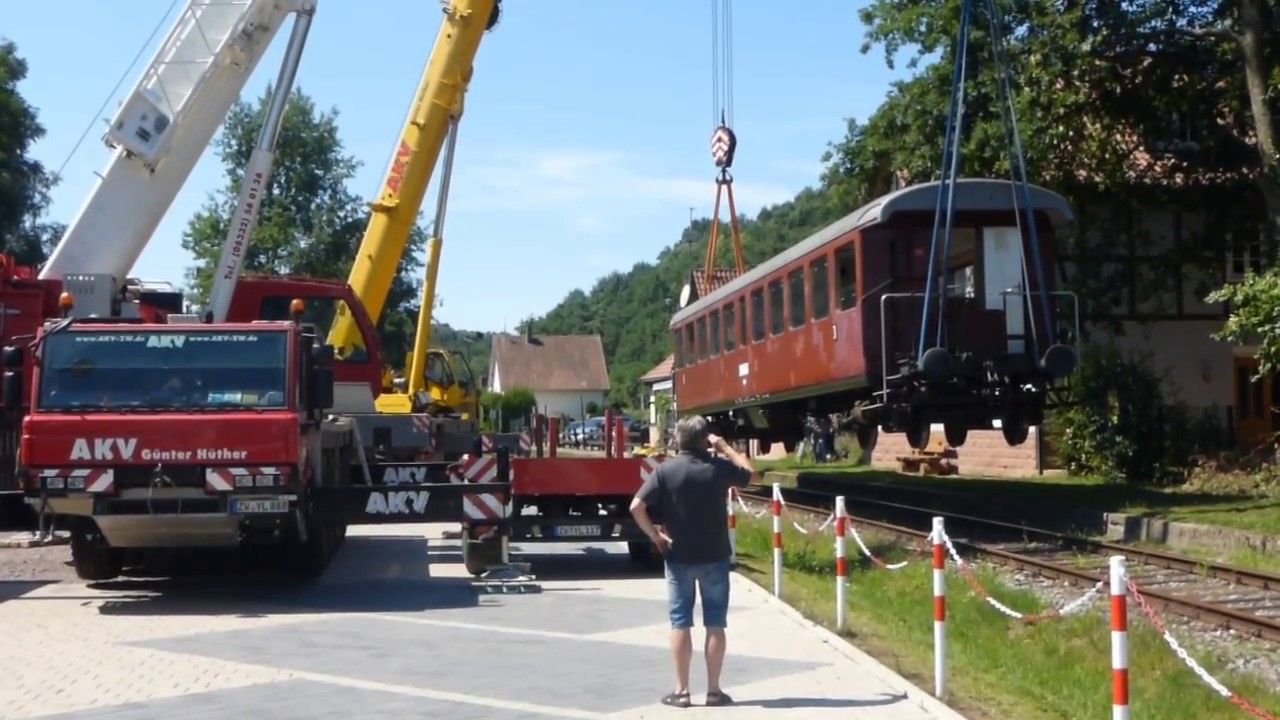 Krandienst am Ferienbahnhof Reichenbach - Wieslauterbahn
