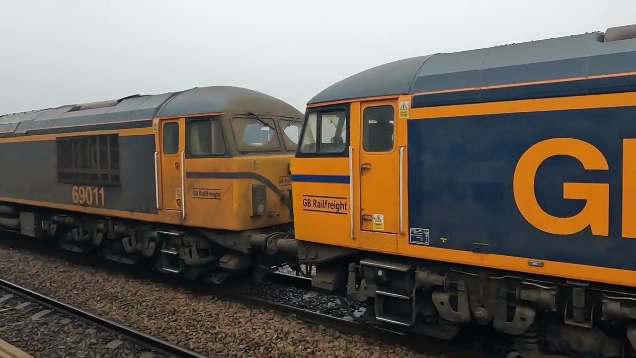 69010 + 69011 (0M74 Doncaster Down Decoy to Longport) at Wakefield kirkgate 19/1/26. 