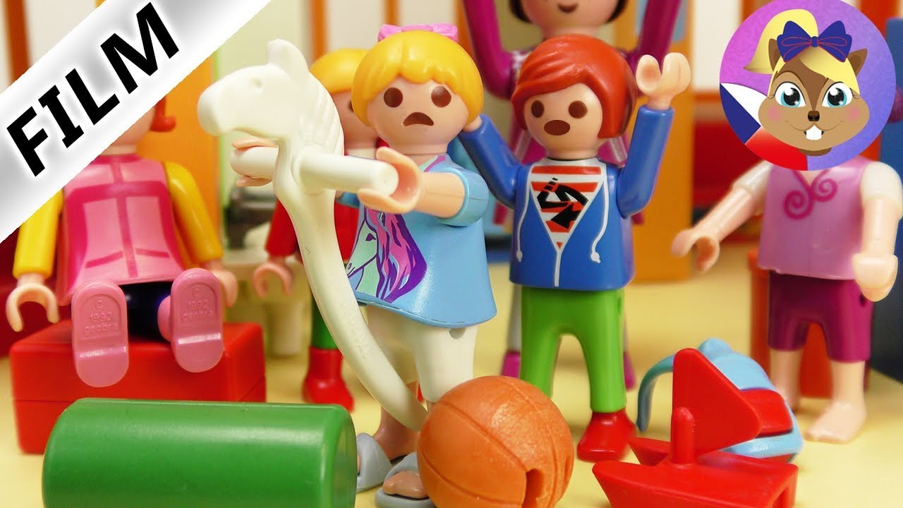 Playmobil příběh | Hanka znovu ve školce | Poslali jí ze školy zpátky? | Rodina Dvořákova