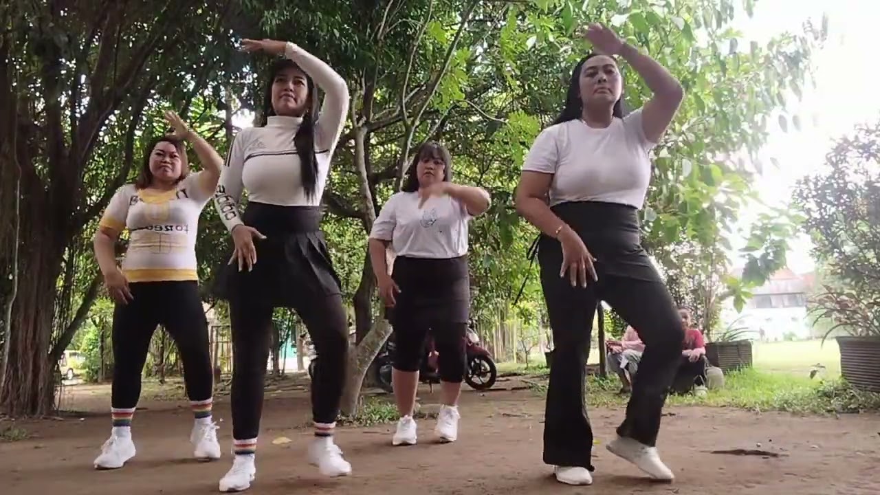 Mari bercinta # dance#titik rika