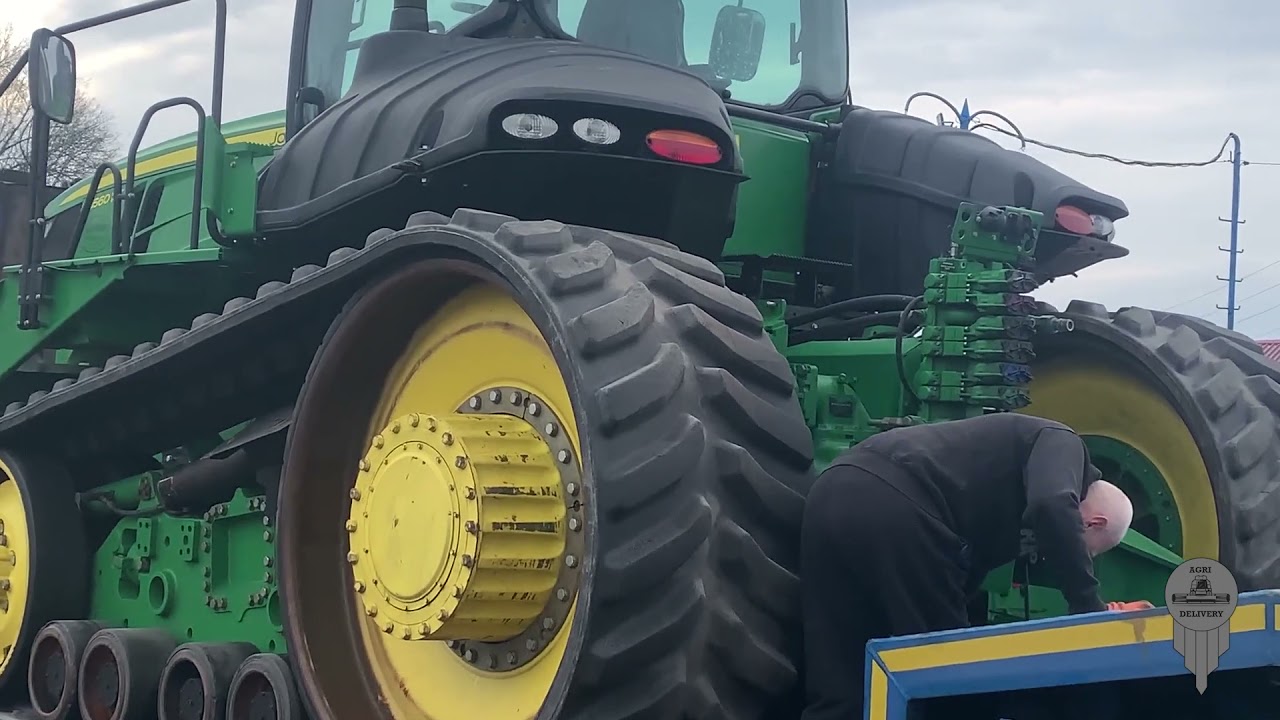 Доставка  трактора JOHN DEERE 9560RT c Чехии в нашему клиенту с Украины.