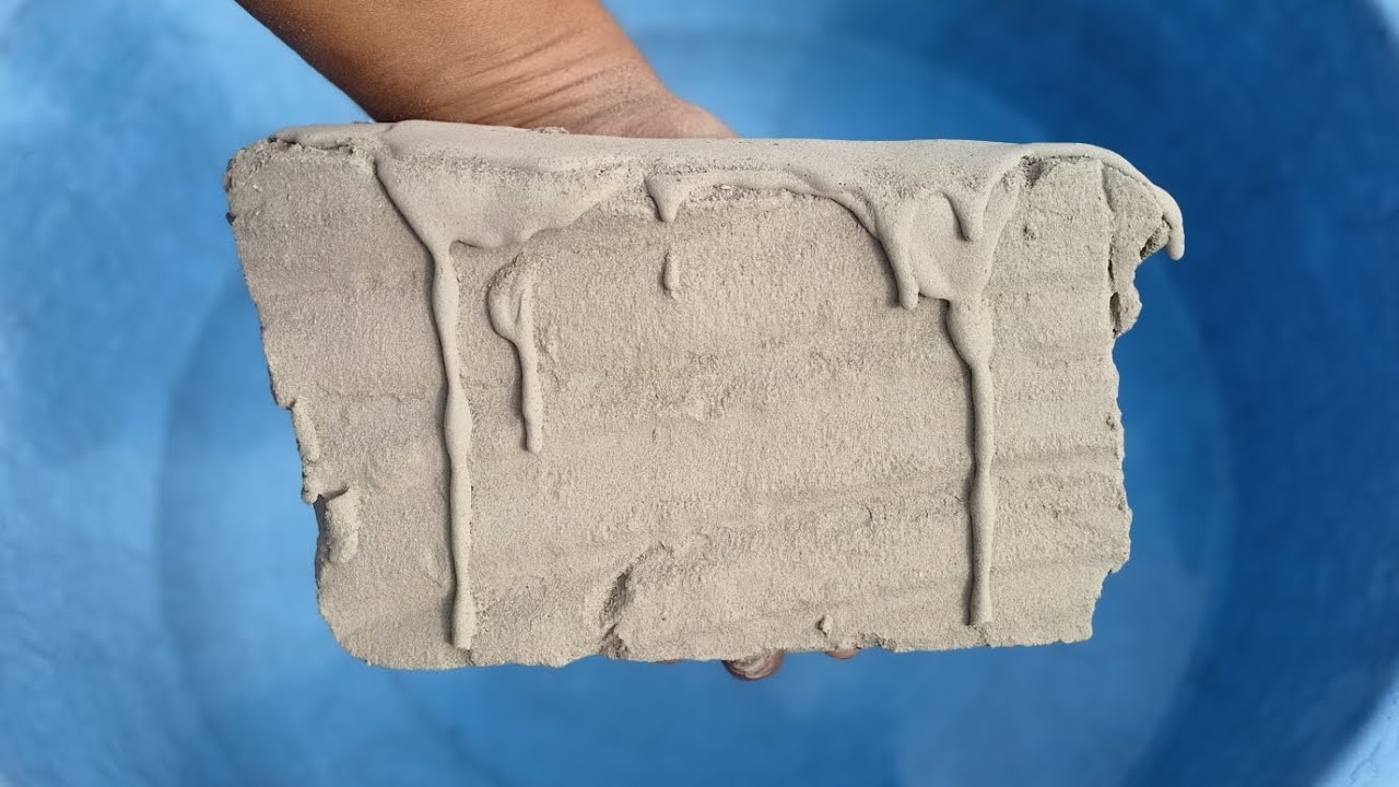 ASMR Very Soft Dusty strom Pure Cement Chunks dipping Crumble on Lots Of Water 🌊🌊🌊🌊🌊🌊🌊🌀🌀