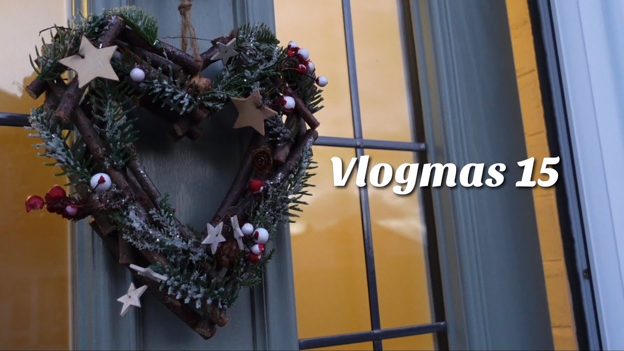 Vlogmas Day 15 • Carol Concert & Why My Husband Wants to Knit