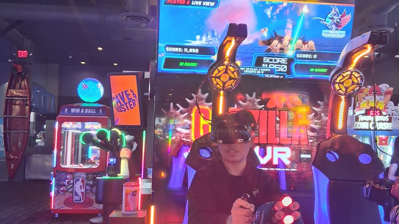 Godzilla: KAIJU WARS VR arcade game