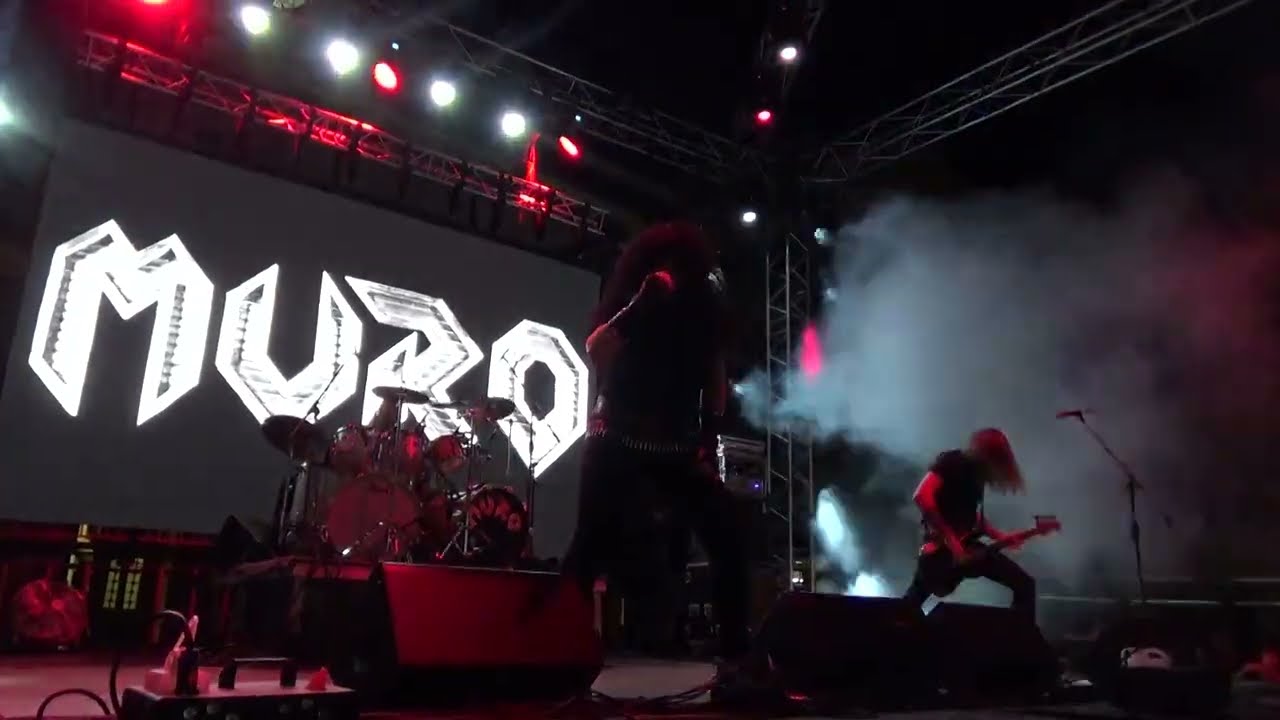 Muro - Corazón de Metal