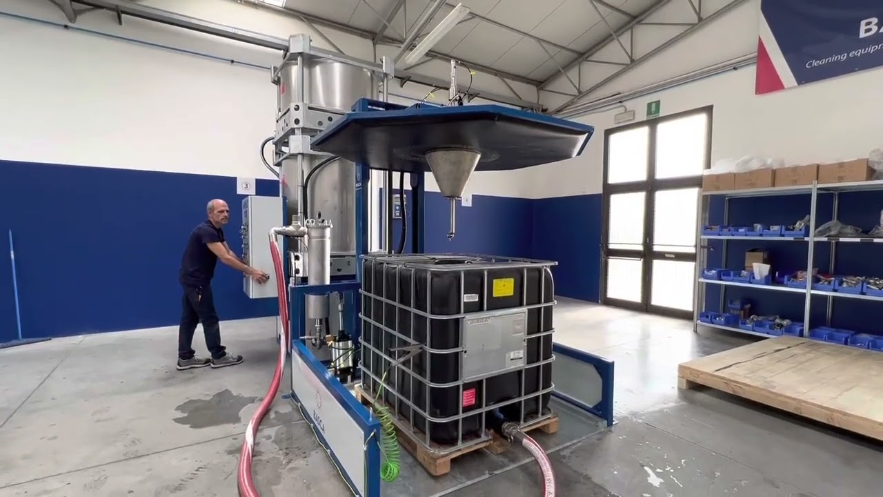 BascaLC S30-40 - IBC & Vessel solvent cleaning machine