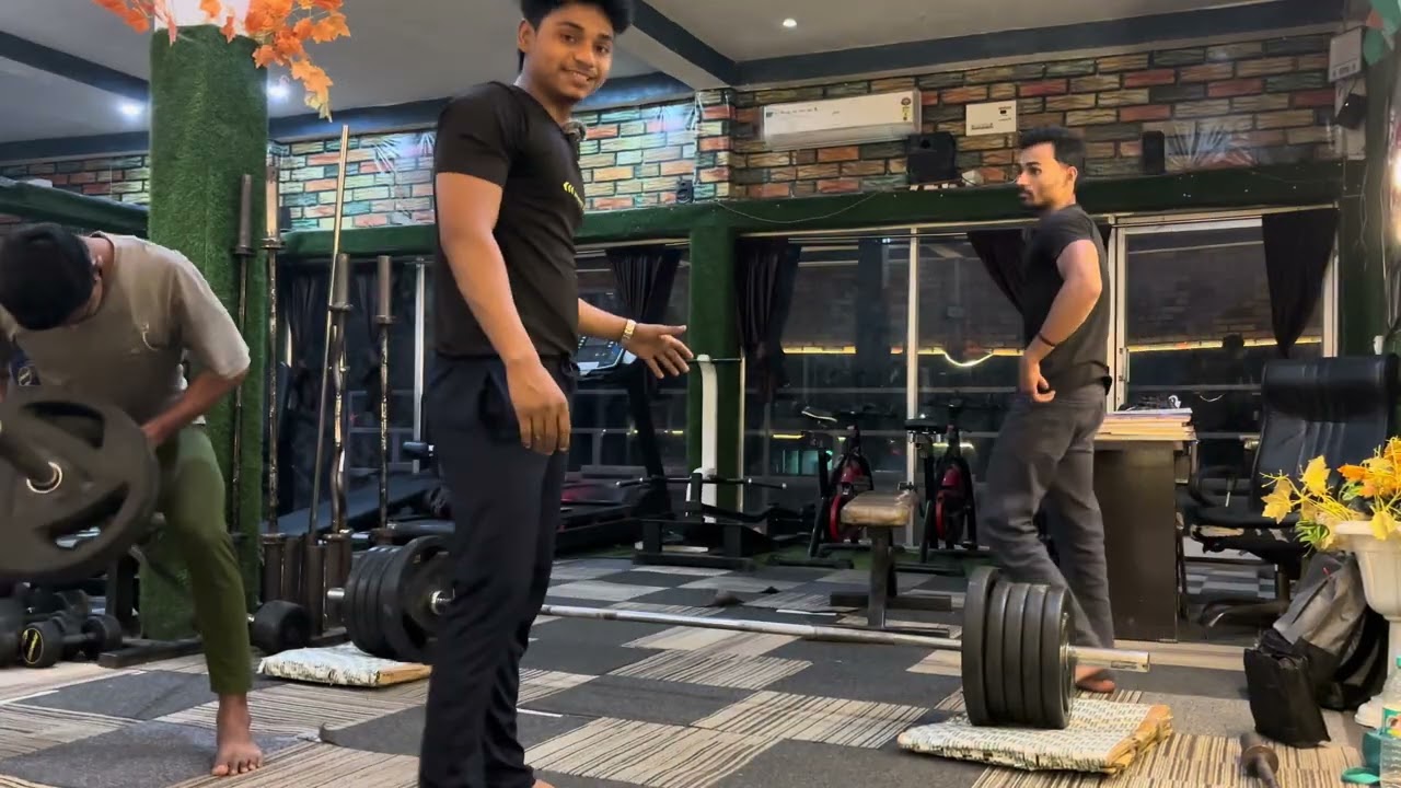  NOOR vs SAGAR: The Ultimate Deadlift Showdown! 🏋️‍♂️ | Gym Vlog Day 3 in DIMOND GYM CLUB ARARIA 