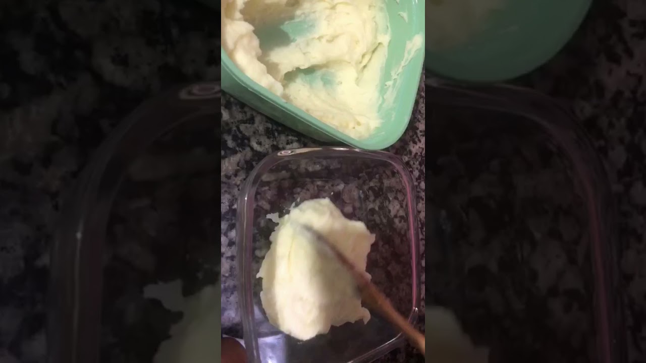 Escondidinho de Carne mo&iacute;da com queijo #receitinhas