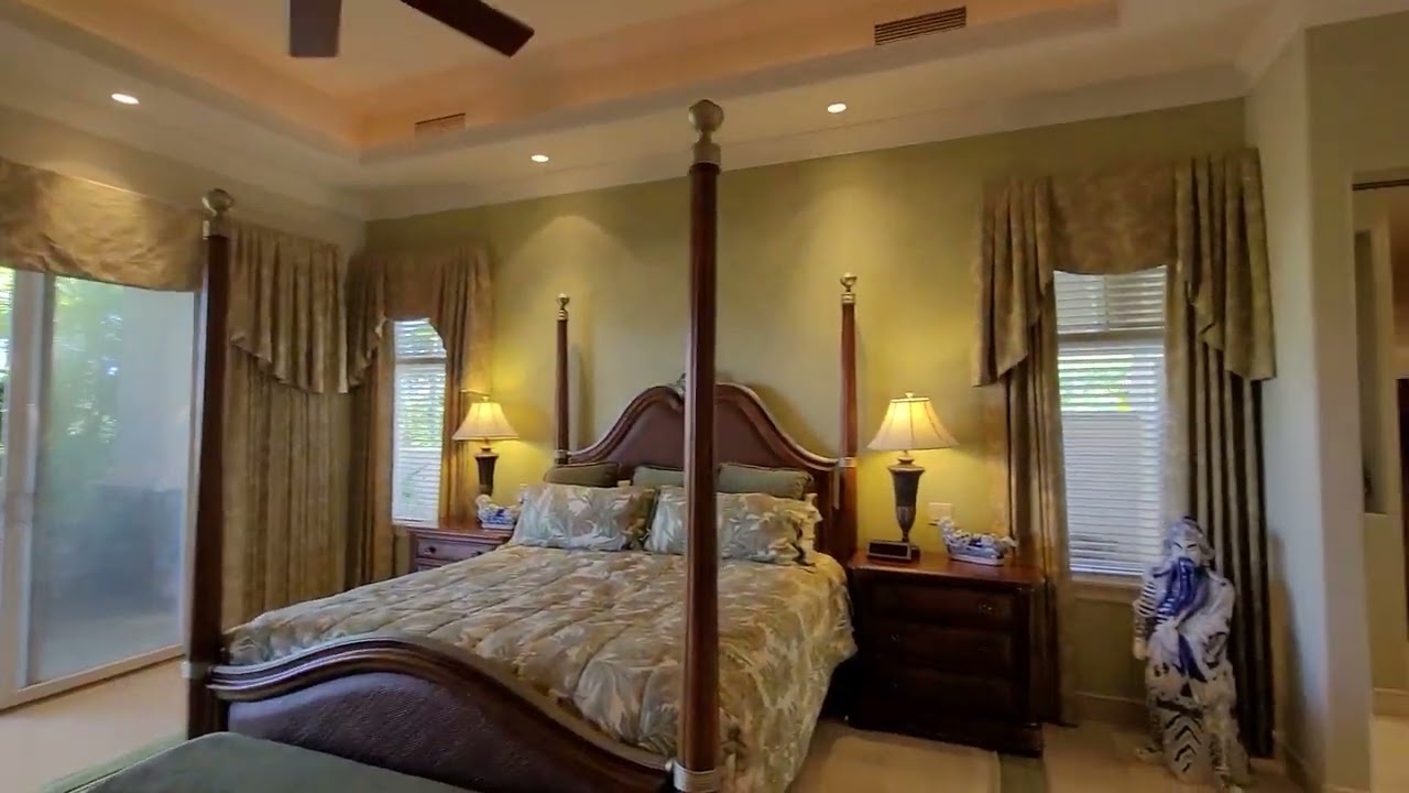 Pineapple Hill 3 Bed / 3.5 Bath Home!!