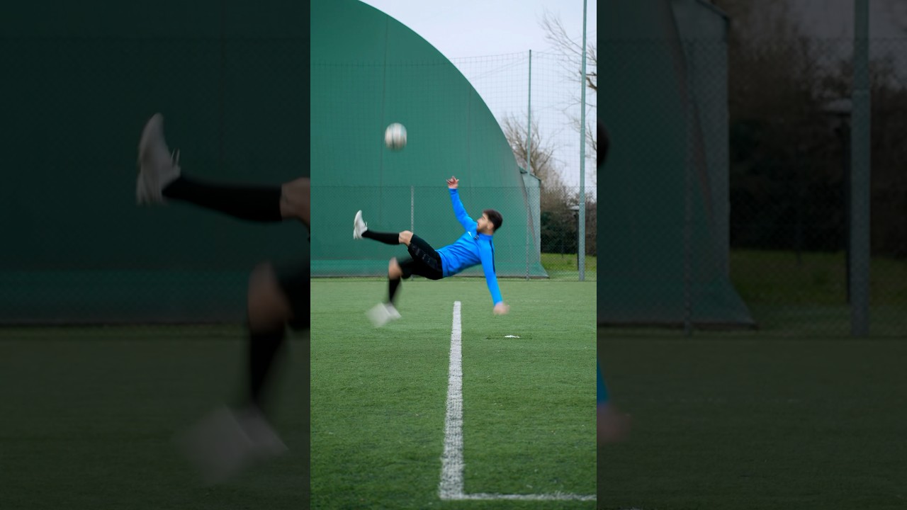 CHI HA INVENTATO LA ROVESCIATA?! 😱⚽️ #rovesciata #calcio #fedfreestyle