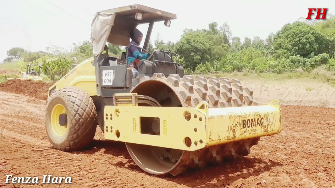 Cara pemadatan tanah ‼️dengan alat vibro sheep foot dan vibro roller #civilengineering