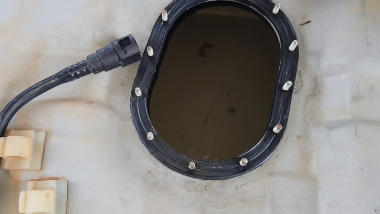 Troca da bomba de combustível da Strada 1.4 8v Fire Flex 2015